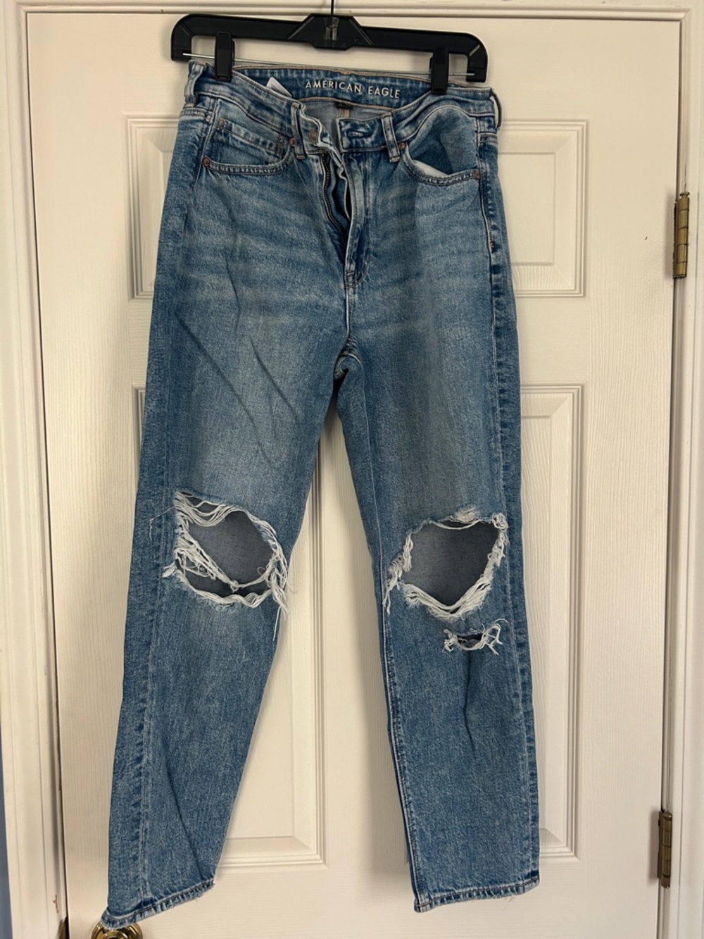 American Eagle Outfitters Light Blue Straight Leg Ripped Jeans
